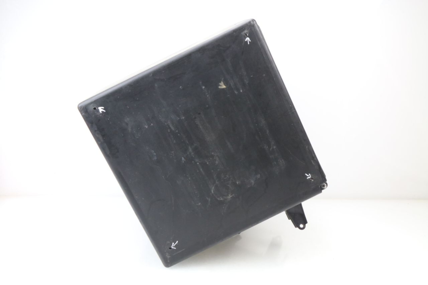 photo de TOP CASE PIAGGIO LIBERTY 4T 50 (2009 - 2015) - Angle alternatif