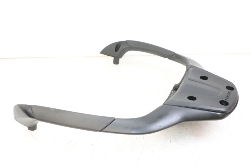 photo de TOP CASE PIAGGIO MP3 HPE 350 (2018 - 2020) - Vue rapprochée