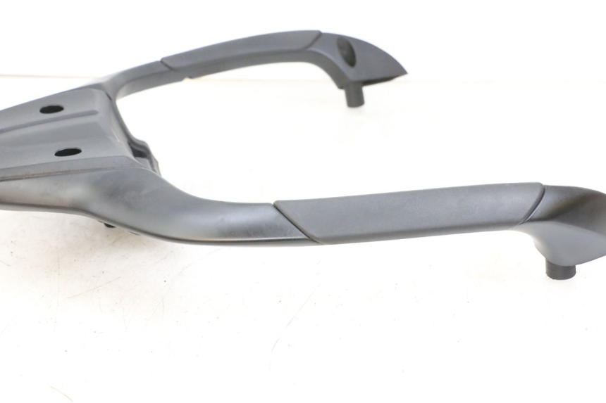 photo de TOP CASE PIAGGIO MP3 HPE 350 (2018 - 2020) - Marquages et références