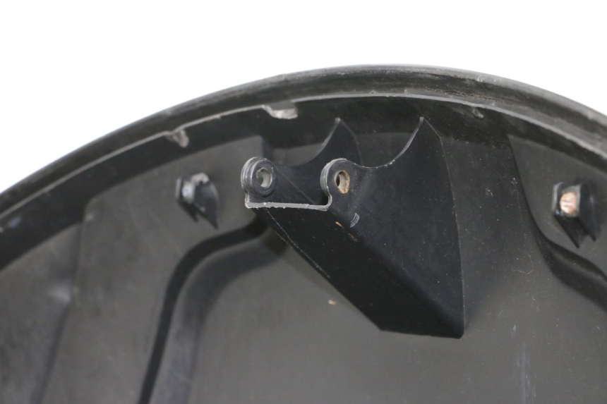 photo de TOP CASE PIAGGIO MP3 LT 400 (2007 - 2012) - Zoom composants