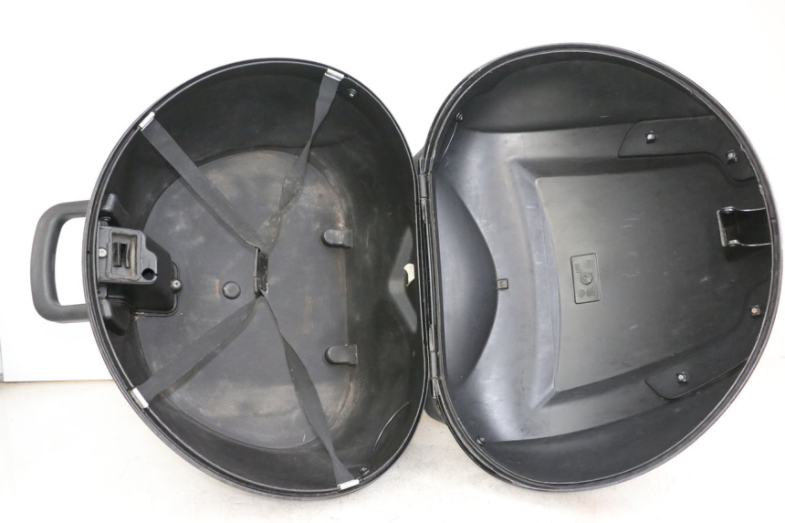 photo de TOP CASE PIAGGIO MP3 LT 400 (2007 - 2012) - Focus structure