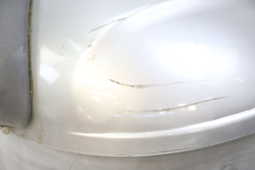 photo de TOP CASE PIAGGIO MP3 LT 300 (2010 - 2016) - Détails caractéristiques