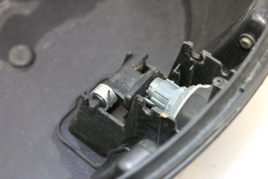 photo de TOP CASE PIAGGIO MP3 LT 400 (2007 - 2012) - Pièce contrôlée