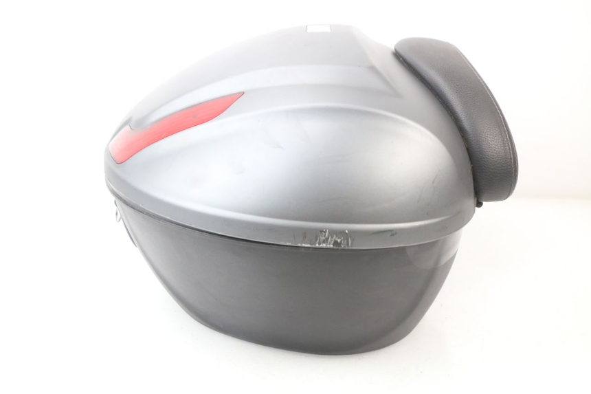 photo de TOP CASE PIAGGIO MP3 500 (2011 - 2015) - Points de fixation