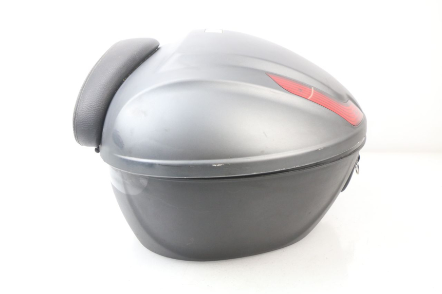 photo de TOP CASE PIAGGIO MP3 500 (2011 - 2015) - Marquages et références