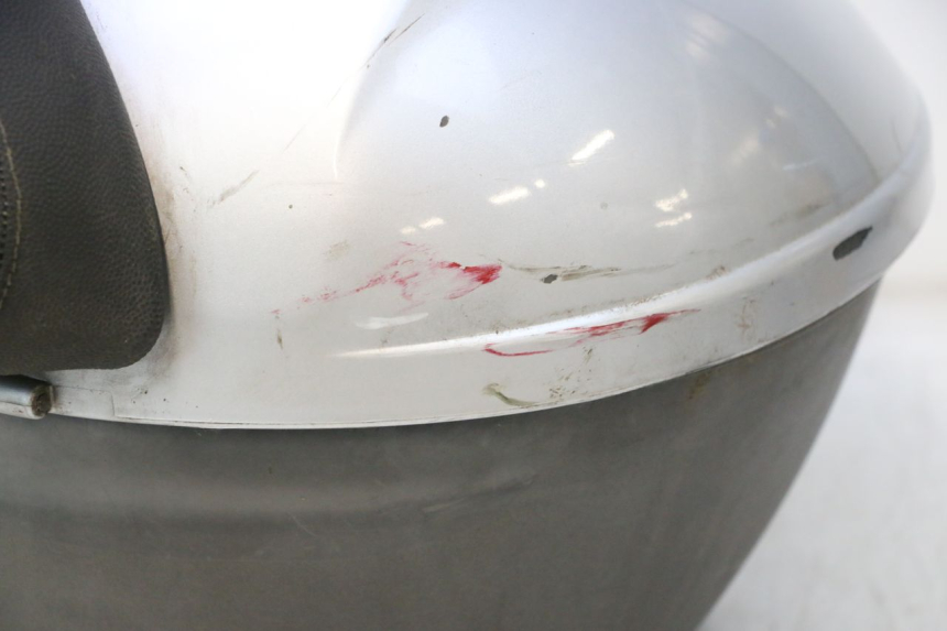 photo de TOP CASE PIAGGIO MP3 125 (2006 - 2014) - Marquages et références