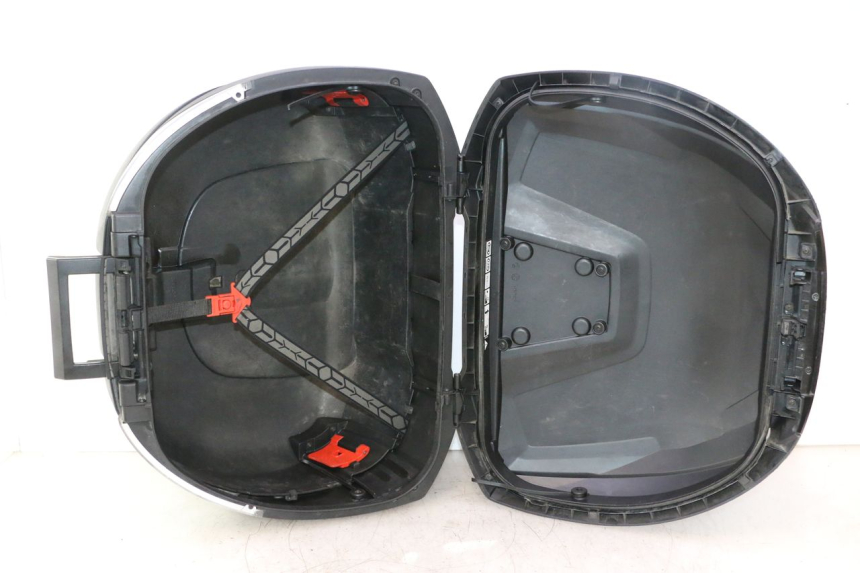 photo de TOP CASE PIAGGIO MP3 500 (2016 - 2018) - Vue produit