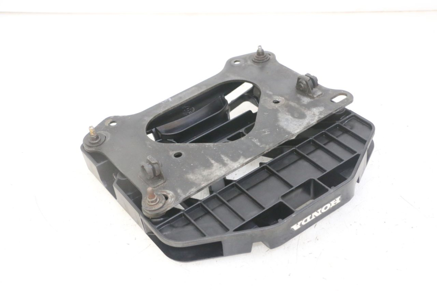 photo de TOP CASE HONDA NTV DEAUVILLE ABS 700 (2007 - 2016) - Autre angle de vue