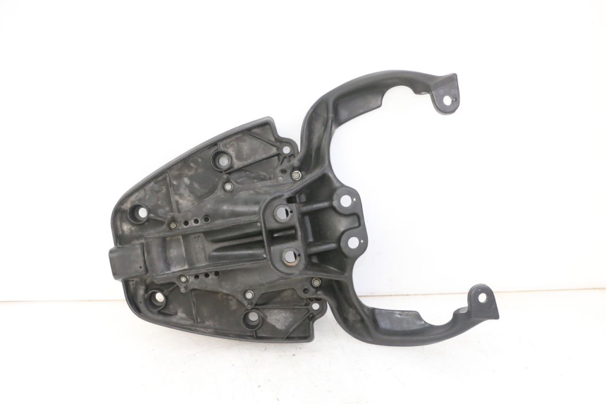 photo de TOP CASE APRILIA SCARABEO GT TOURING 125 (1999 - 2005) - Angle alternatif