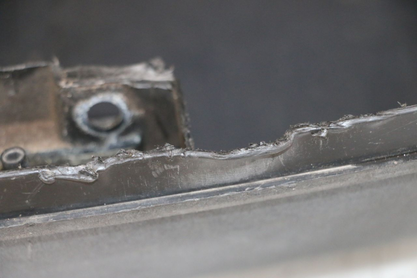 photo de TOP CASE APRILIA SCARABEO GT TOURING 125 (1999 - 2005) - État de surface