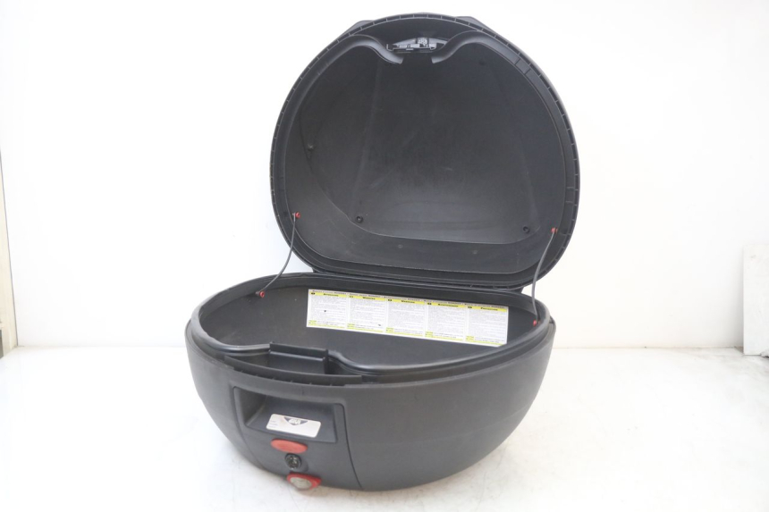 photo de TOP CASE KYMCO SUPER 8 125 (2008 - 2015) - Autre angle de vue