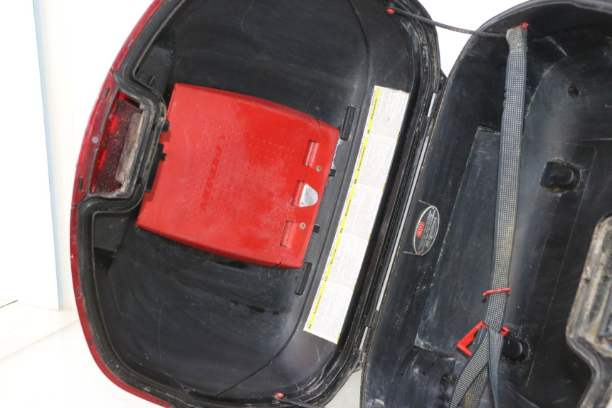 photo de TOP CASE BOOM TRIKE FUN 500 (2004 - 2010) - Gros plan technique