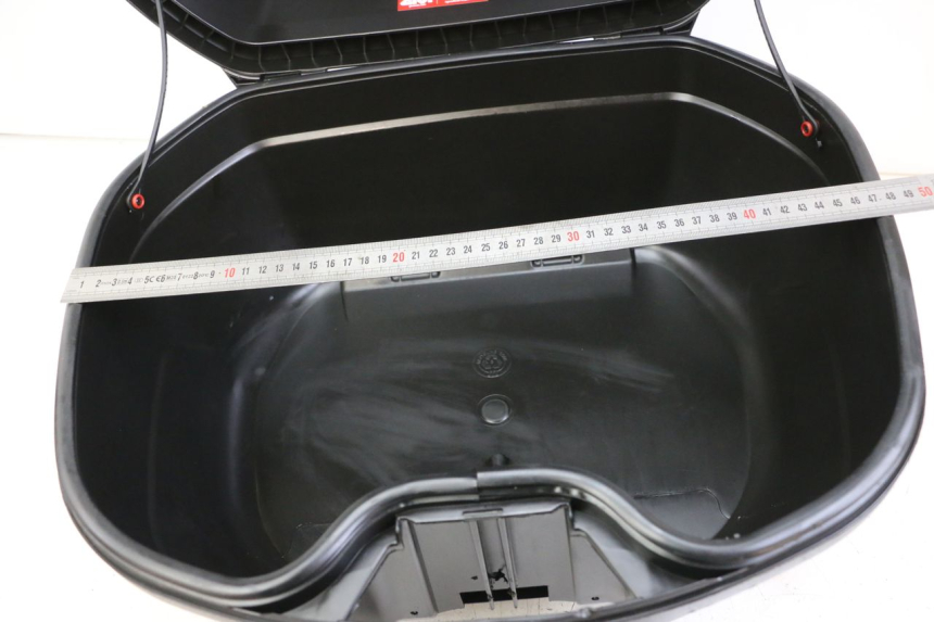 photo de TOP CASE PEUGEOT TWEET 4T 50 (2023 - 2025) - Zoom état d’usage