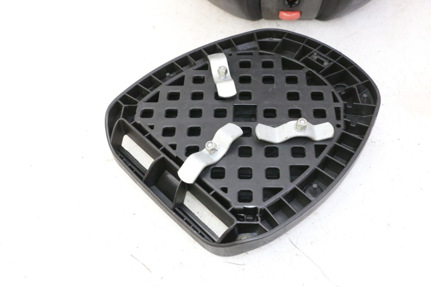 photo de TOP CASE PEUGEOT V-CLIC VCLIC 50 (2007 - 2013) - Vue produit