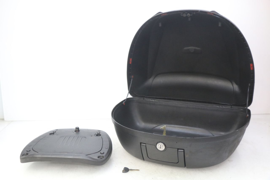 photo de TOP CASE YAMASAKI YM T 125 (2015 - 2020) - Vue principale