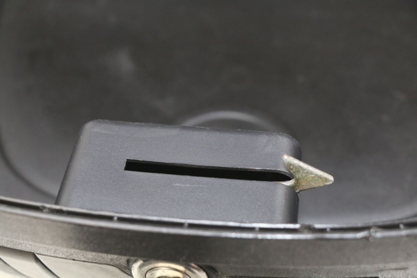 photo de TOP CASE YAMASAKI YM T 125 (2015 - 2020) - Détails caractéristiques