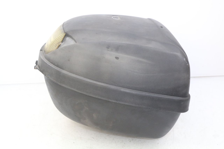 photo de TOP CASE YAMASAKI YM T 125 (2015 - 2020) - Gros plan technique