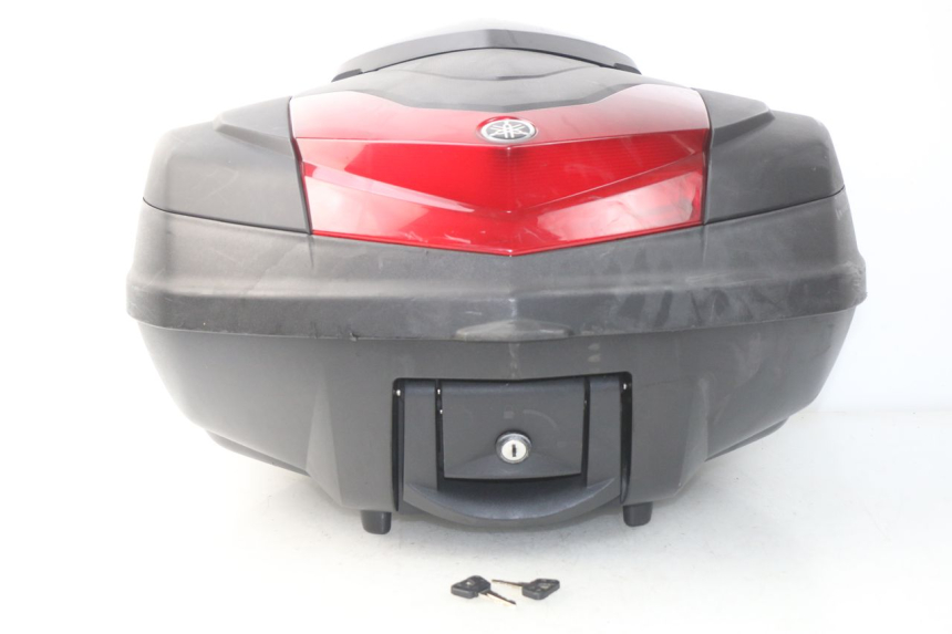 photo de TOP CASE YAMAHA YP X-MAX XMAX 400 (2014 - 2017) - Détails caractéristiques
