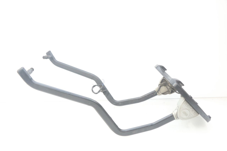 photo de TOP CASE KAWASAKI ZR7 ZR-7 S 750 (1999 - 2004) - Zoom état d’usage