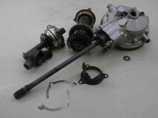 photo de TRANSMISSION ROUE  YAMAHA FJR 1300 (2004 - 2005) - Vue principale