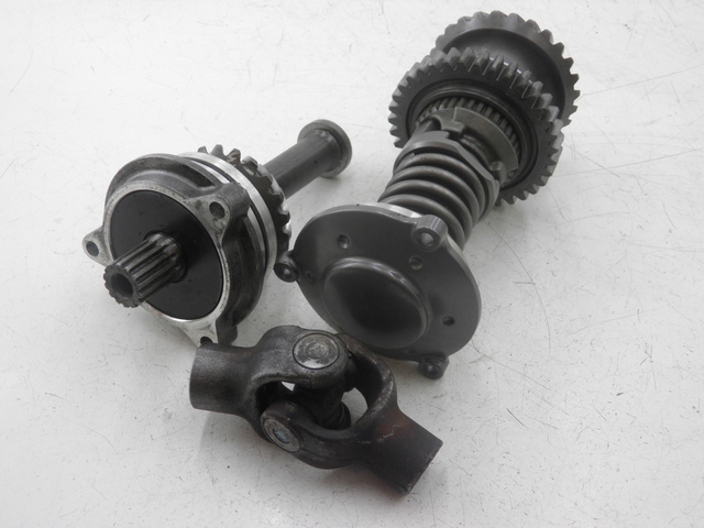 photo de TRANSMISSION ROUE  YAMAHA FJR 1300 (2004 - 2005) - Photo complémentaire