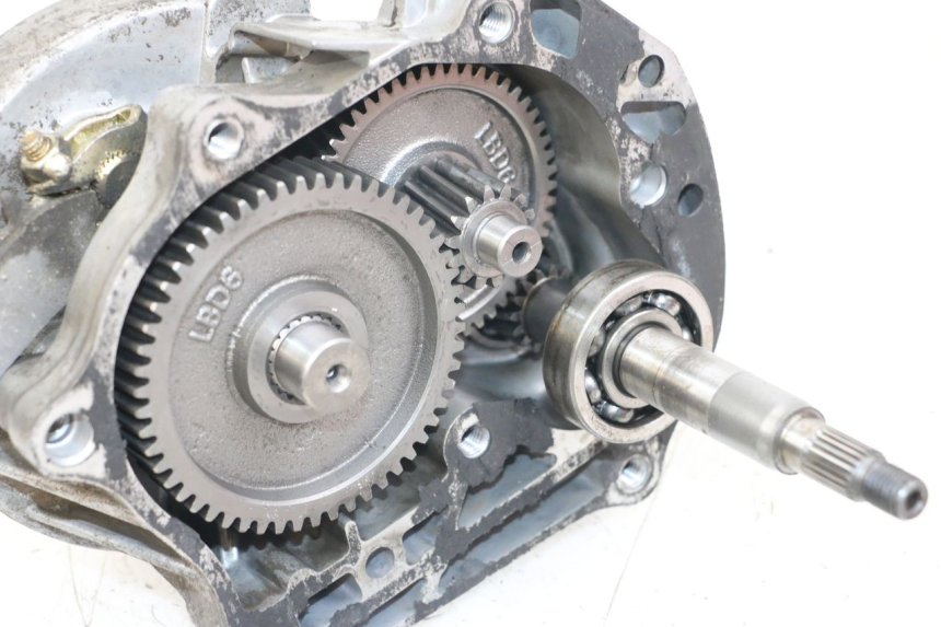 photo de TRANSMISSION ROUE KYMCO AGILITY 4T 50 (2005 - 2018) - Gros plan technique