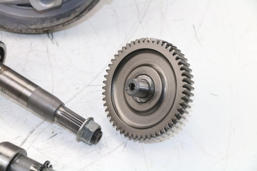 photo de TRANSMISSION ROUE  BAOTIAN BT 49 QT-9 50 (2006 - 2010) - Gros plan technique