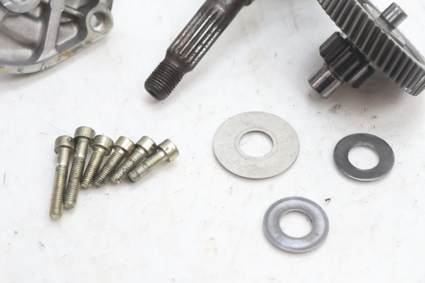 photo de TRANSMISSION ROUE MBK BOOSTER SPIRIT 50 (1999 - 2003) - État de surface