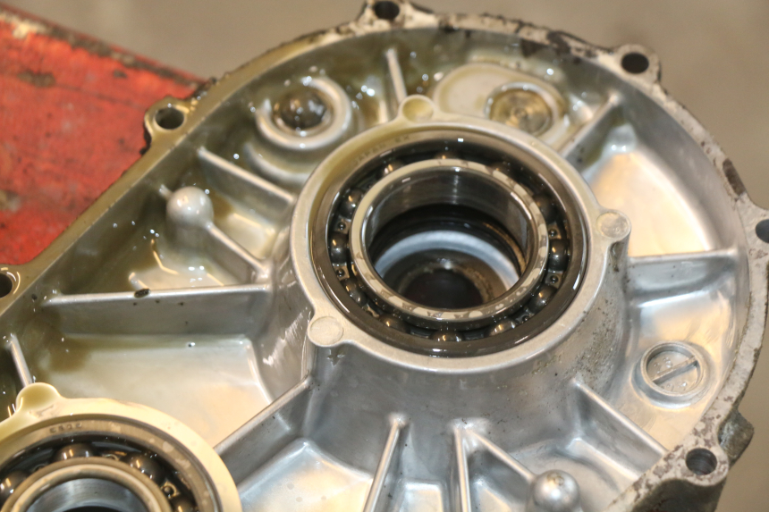 photo de TRANSMISSION ROUE SUZUKI BURGMAN 650 (2002 - 2004) - Inspection visuelle