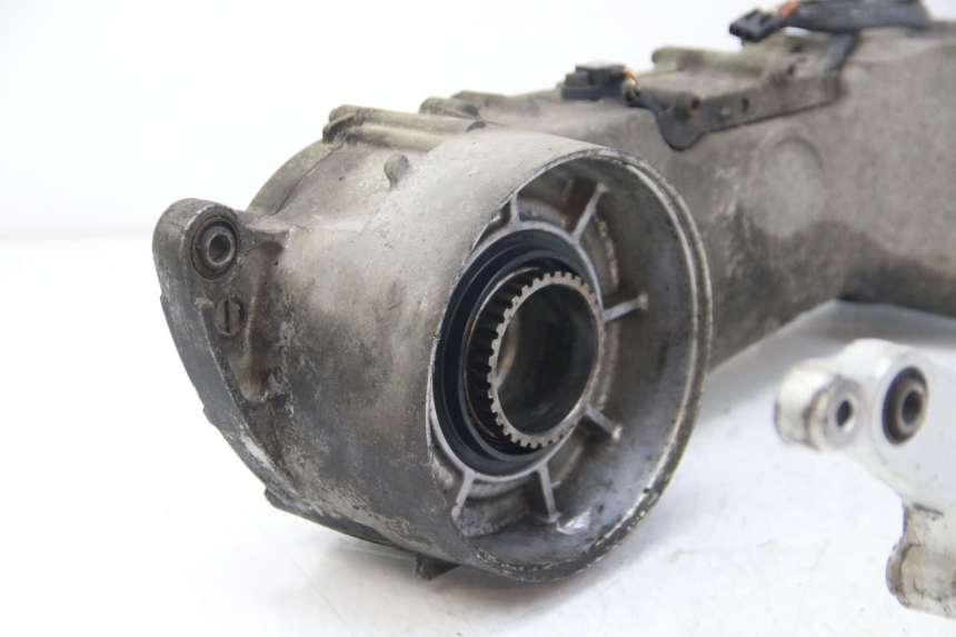 photo de TRANSMISSION ROUE SUZUKI BURGMAN 650 (2002 - 2004) - Vue d’ensemble