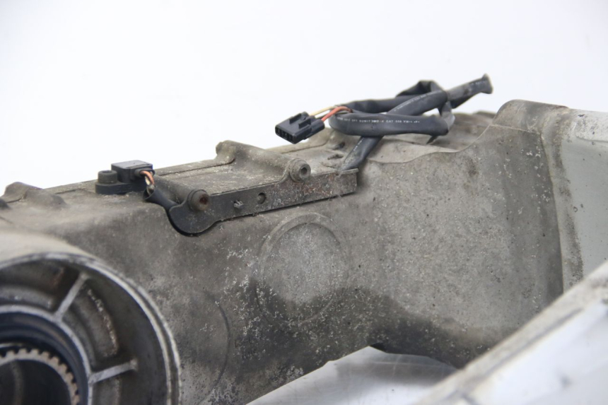 photo de TRANSMISSION ROUE SUZUKI BURGMAN 650 (2002 - 2004) - État de surface