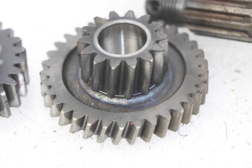 photo de TRANSMISSION ROUE SUZUKI CP 80 (1985 - 1996) - Détails caractéristiques