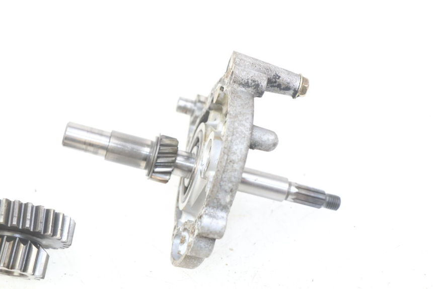 photo de TRANSMISSION ROUE SUZUKI CP 80 (1985 - 1996) - Gros plan technique
