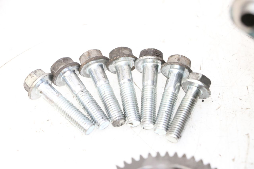 photo de TRANSMISSION ROUE SYM CROX 4T 50 (2016 - 2023) - Vue rapprochée