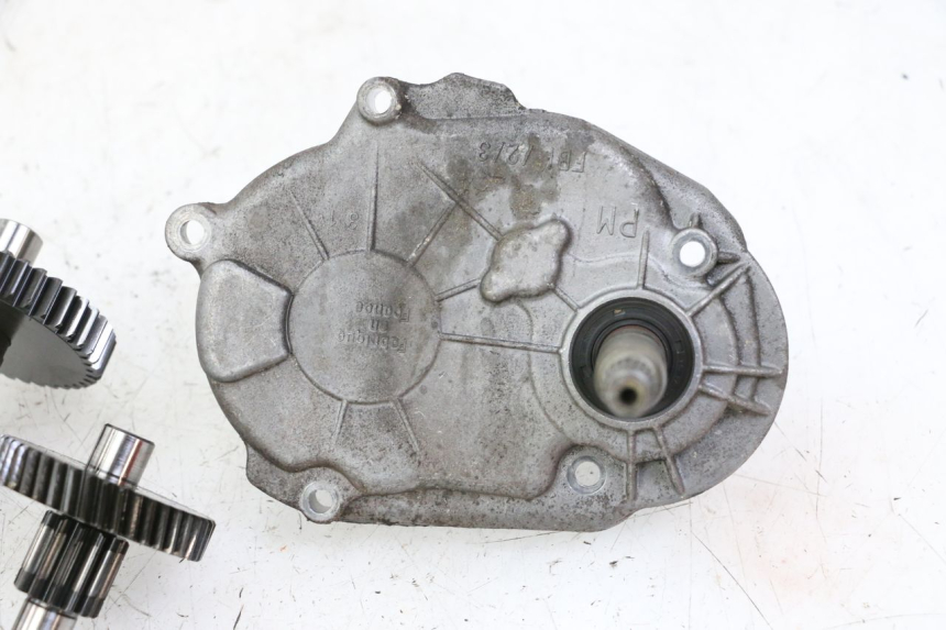 photo de TRANSMISSION ROUE  PEUGEOT ELYSTAR 50 (2002 - 2014) - Gros plan technique