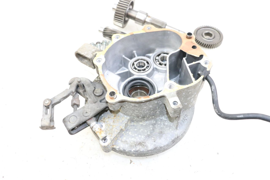 photo de TRANSMISSION ROUE  HONDA FES PANTHEON 2T 125 (1998 - 2002) - État de surface