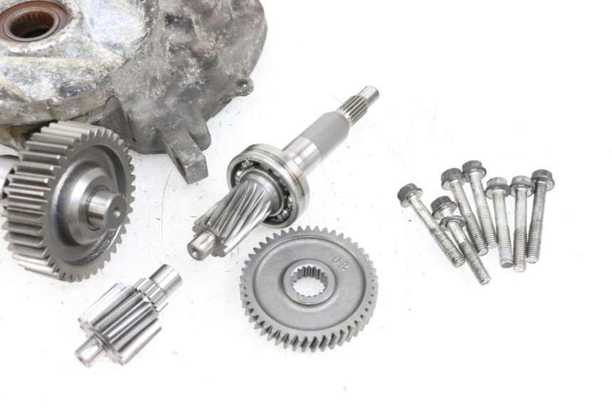 photo de TRANSMISSION ROUE HONDA FES S-WING SWING ABS 125 (2007 - 2015) - Gros plan technique