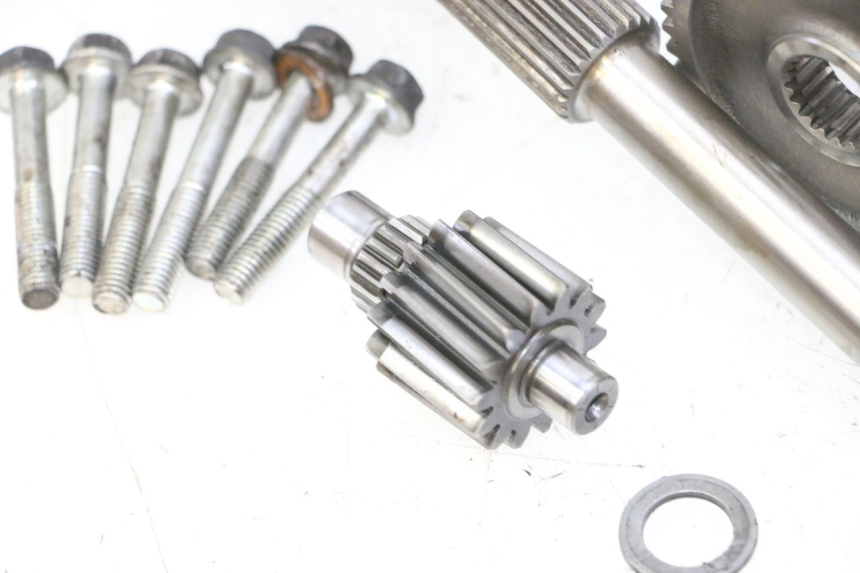 photo de TRANSMISSION ROUE HONDA FES S-WING SWING ABS 125 (2007 - 2015) - Détails caractéristiques