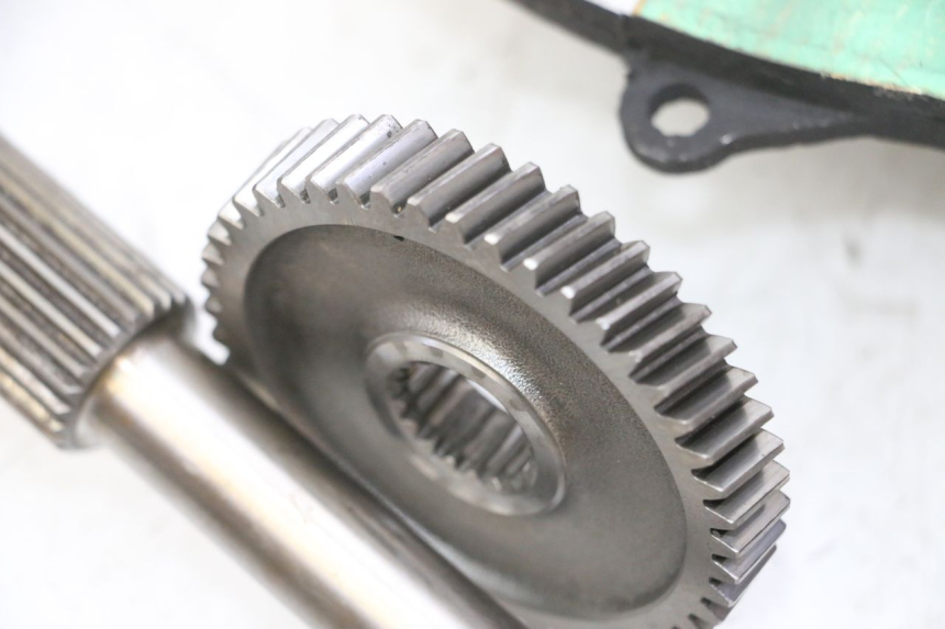 photo de TRANSMISSION ROUE HONDA FES S-WING SWING ABS 125 (2007 - 2015) - Photo complémentaire