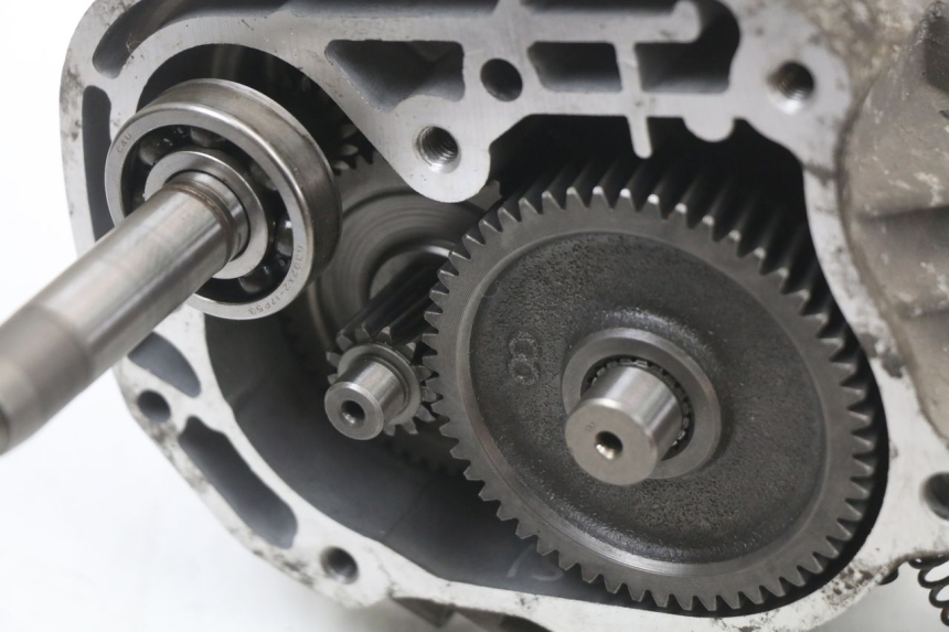 photo de TRANSMISSION ROUE  SYM FIDDLE 3 III 50 (2014 - 2020) - Autre angle de vue