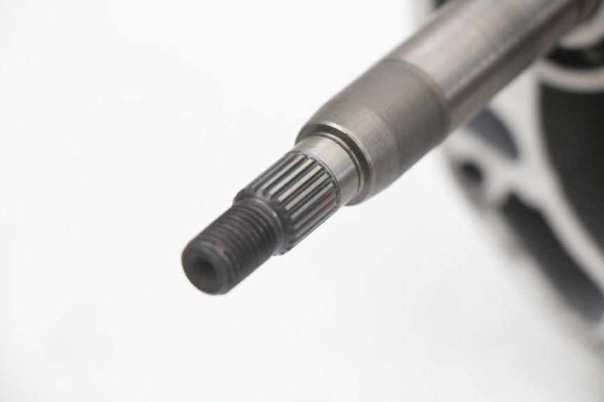 photo de TRANSMISSION ROUE  SYM FIDDLE 3 III 50 (2014 - 2020) - Gros plan technique