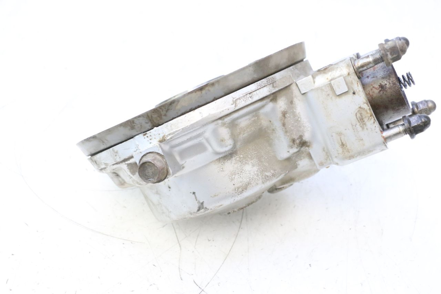 photo de TRANSMISSION ROUE  YAMAHA FJR 1300 (2001 - 2005) - Points de fixation