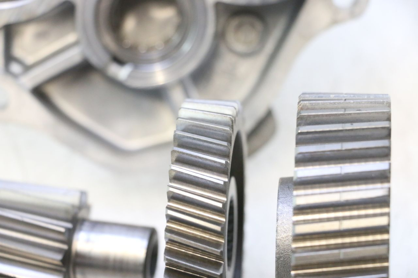 photo de TRANSMISSION ROUE  HONDA FJS SILVER WING SILVERWING 400 (2005 - 2008) - Zoom composants