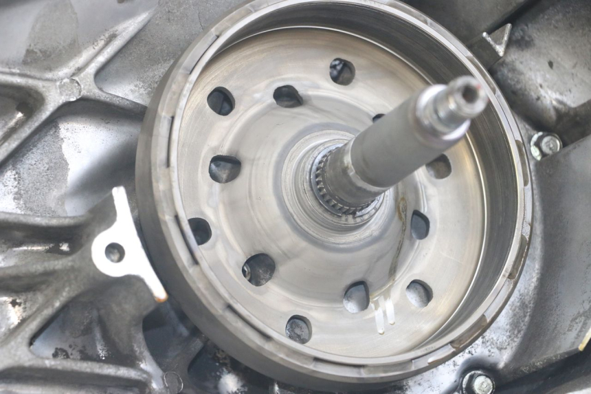 photo de TRANSMISSION ROUE HONDA FJS SILVERWING SILVER WING 600 (2001 - 2010) - Vue d’ensemble