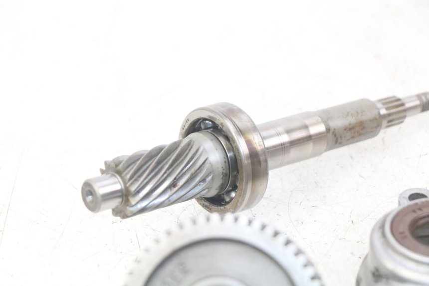 photo de TRANSMISSION ROUE YAMAHA HW XENTER 125 (2011 - 2017) - Zoom état d’usage