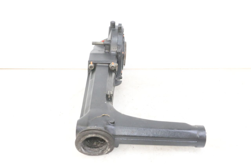 photo de TRANSMISSION ROUE  BMW K 75 RT 750 (1989 - 1997) - Vue rapprochée