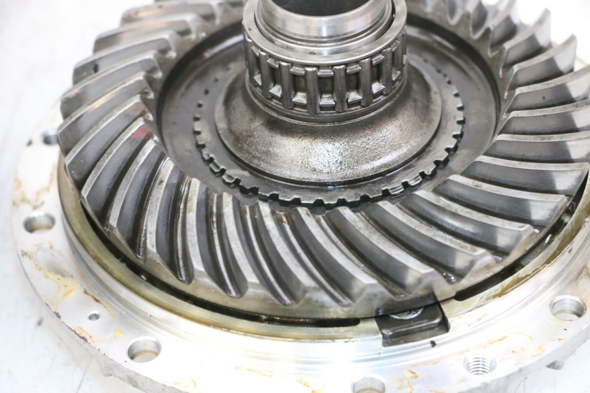 photo de TRANSMISSION ROUE  KAWASAKI GTR 1000 (1994 - 2004) - Photo complémentaire