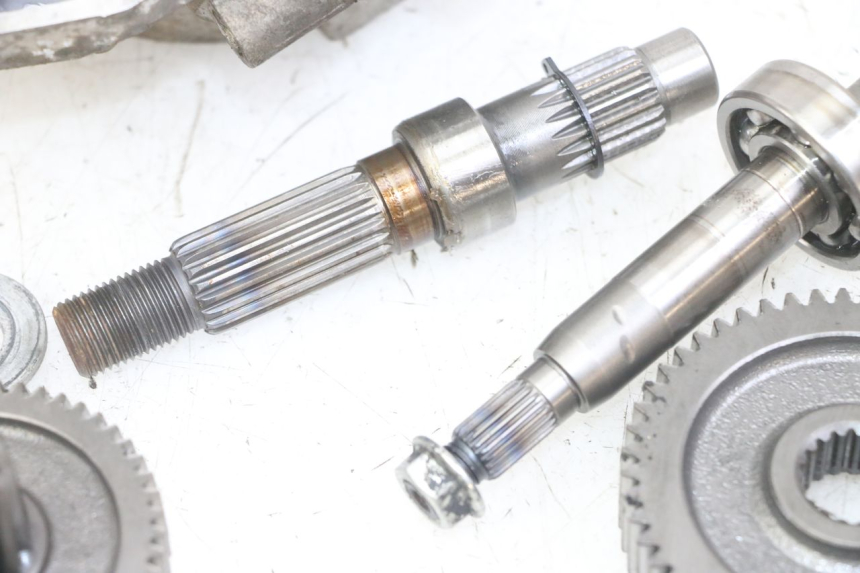 photo de TRANSMISSION ROUE PEUGEOT KISBEE 4T 50 (2018 - 2022) - Zoom composants