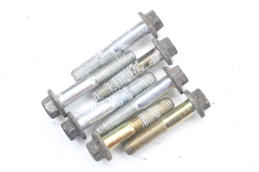 photo de TRANSMISSION ROUE  RENAULT KOURANOS 125 (2001 - 2004) - Points de fixation