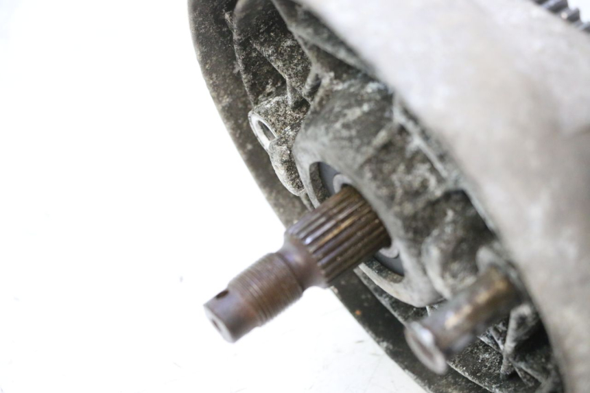 photo de TRANSMISSION ROUE  PIAGGIO LIBERTY 50 (1998 - 2003) - Autre angle de vue